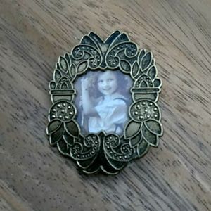 Vintage style gold ornate picture frame brooch